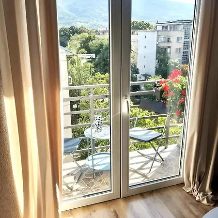 18b Apartment